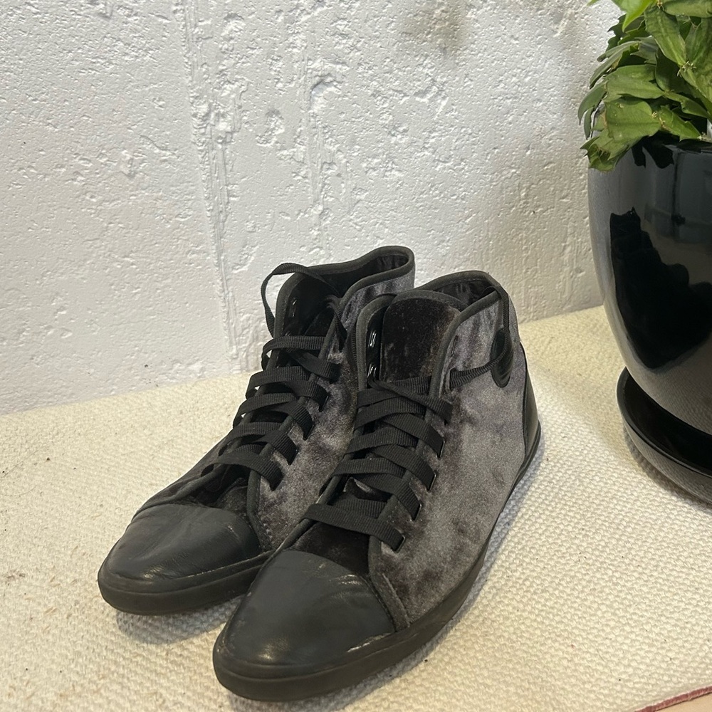 LACOSTE LEATHER VELOUR SNEAKERS SIZE 38